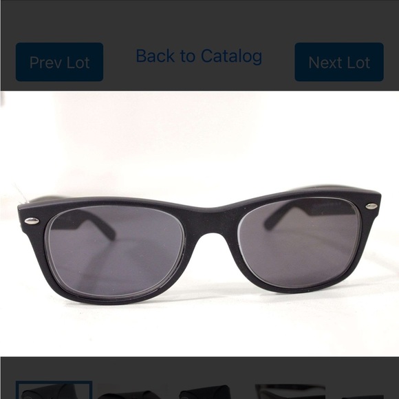 Ray-Ban RB2132 New Wayfarer Classic Sunglasses - Black
With original case - Picture 4 of 10